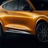 橙色油漆增加了2021年福特野马MachE的视觉功率