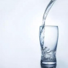 吃饭时喝水是否影响消化功能