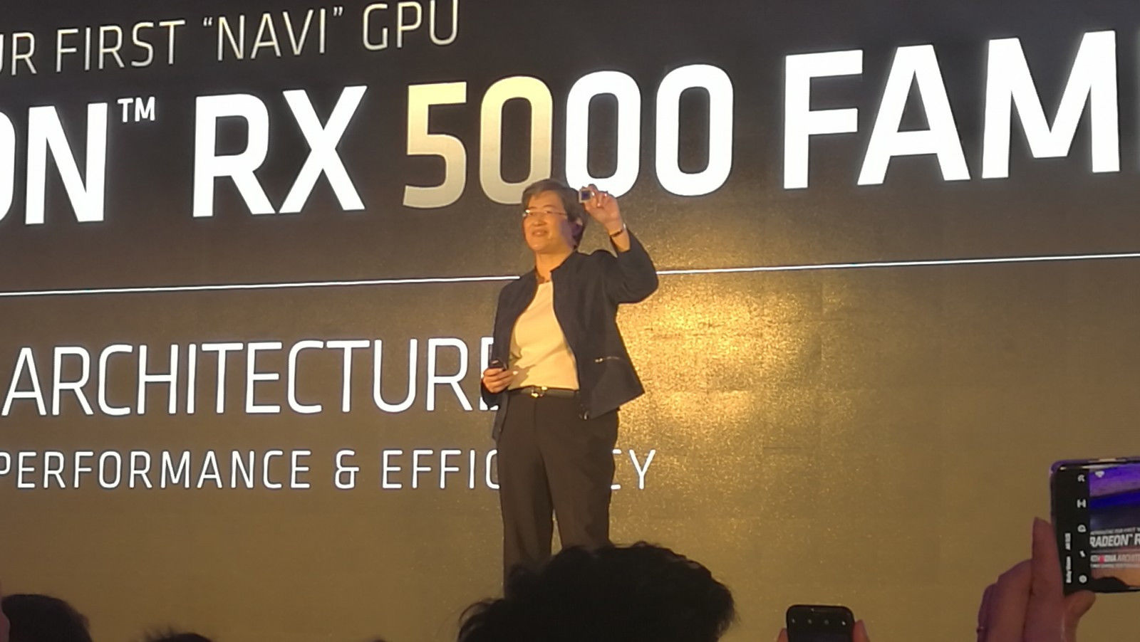Navi变患上着实：AMD宣告推出新的Radeon RX 5700 GPU